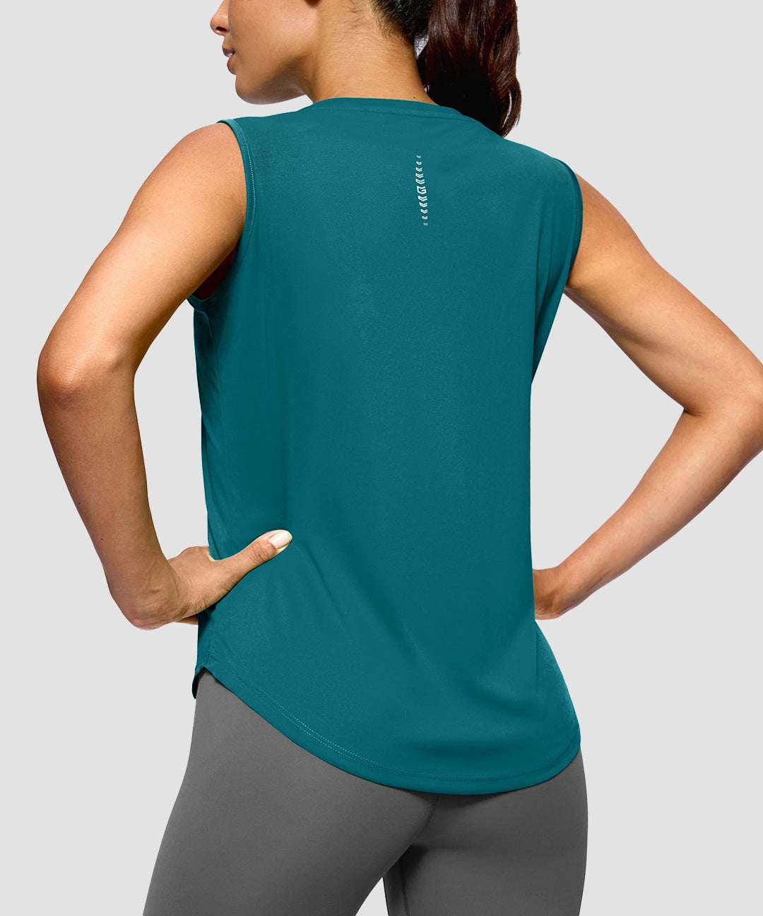 Reflective Back Curved Hem Tank - Image 18