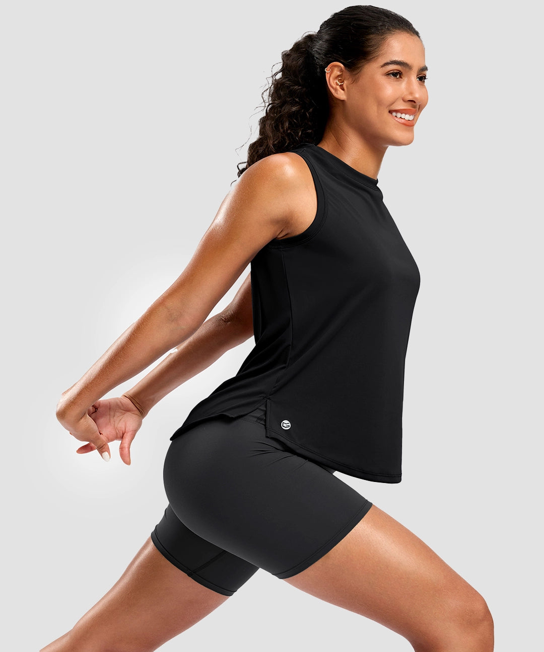 Sleeveless Workout Tank - Image 11