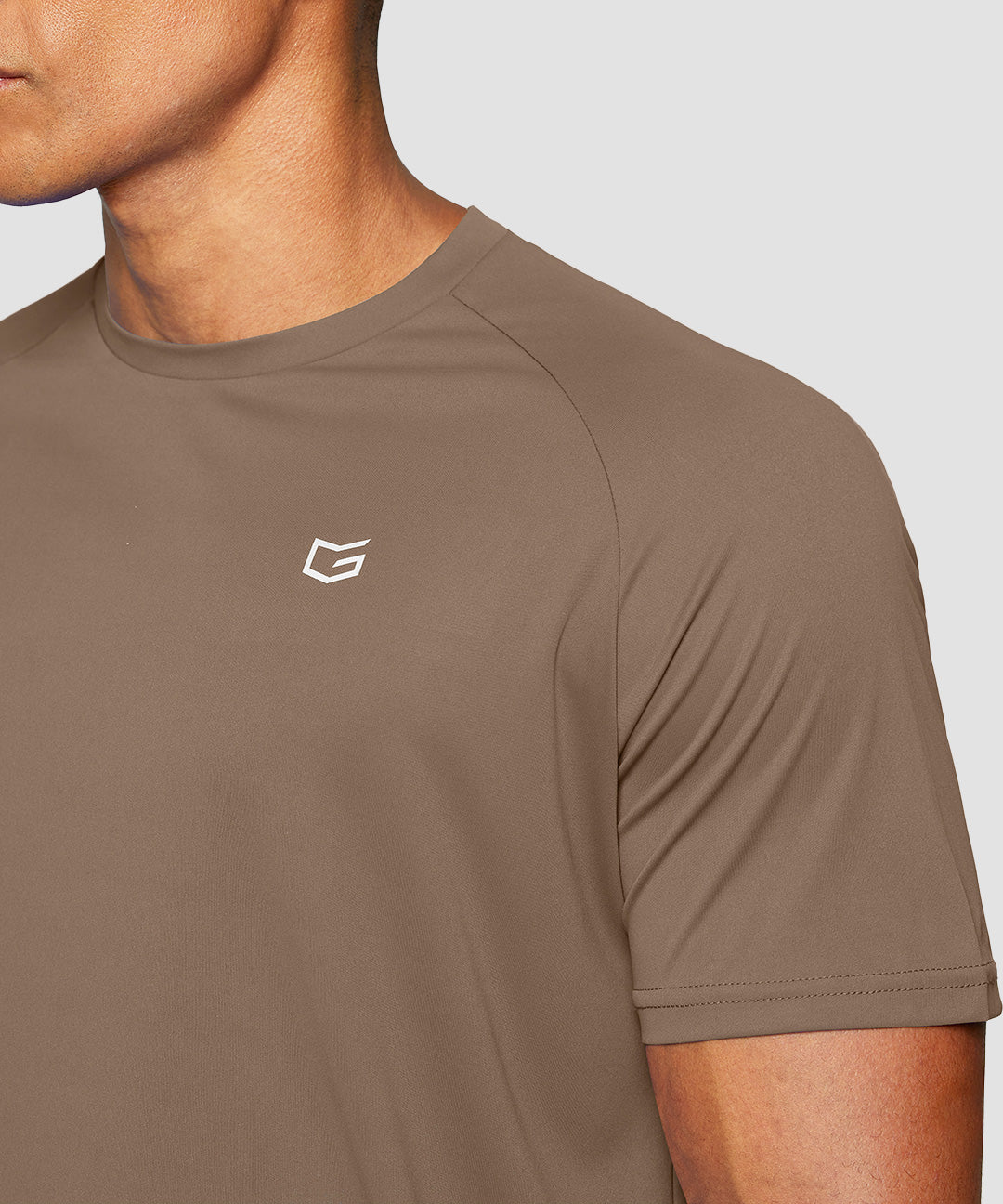 Lightweight Classic Fit Short Sleeve - Image 10