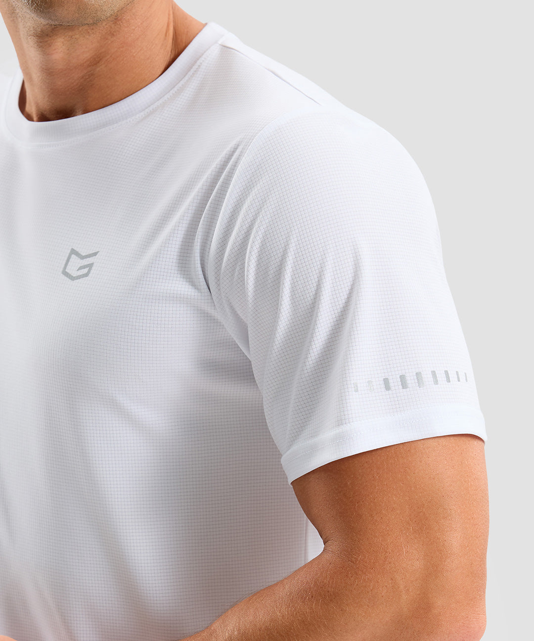 Lightweight Reflective Short Sleeve - Image 7