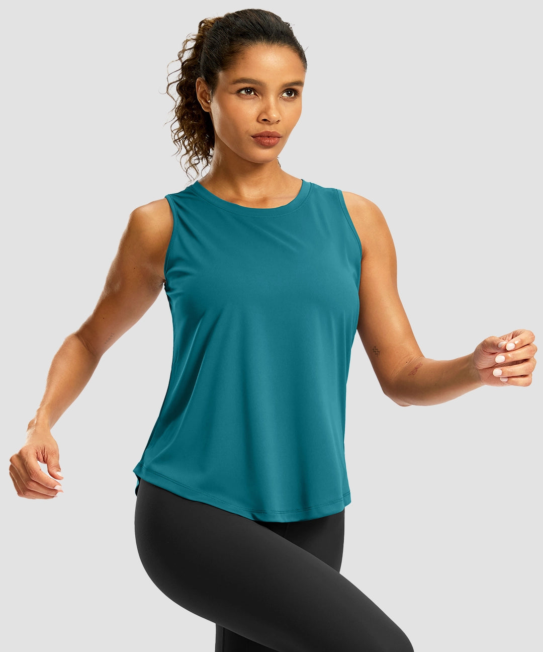 Crew Neck Workout Tank Top - Image 11