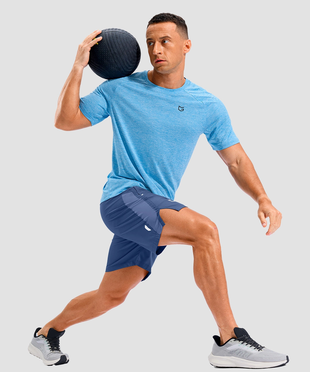 Lightweight 7/9/5 Pocketed Athletic Shorts - Image 8